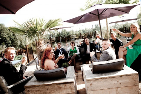 Proost Feest Aan Het Water Terras Buiten Feesten Cocody Partycentrum 2