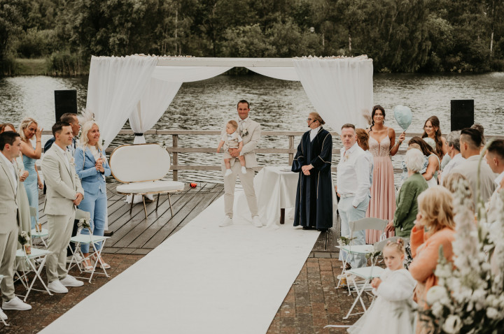 Robin & Djenica Demi S Design 295